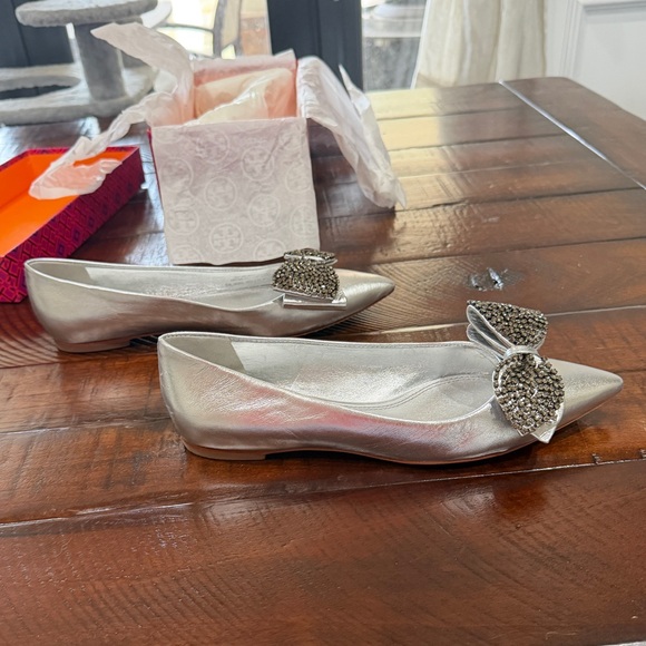 Tory Burch Rosalind Metallic Silver Ballet Flats with Rhinestone Bow - Picture 6 of 11